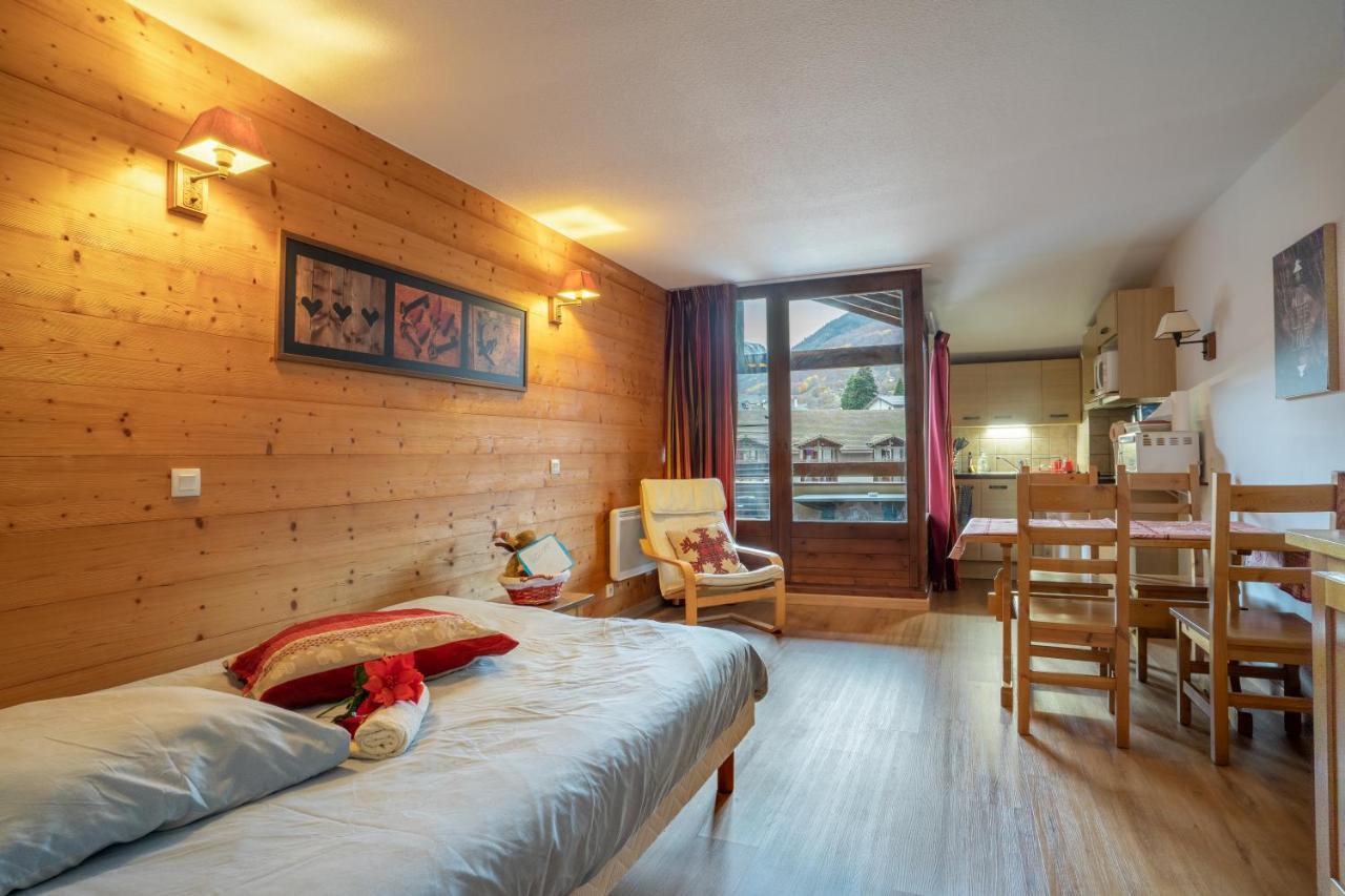 Grand Studio Tout Confort Pour 4 Personnes Brides-les-Bains Esterno foto